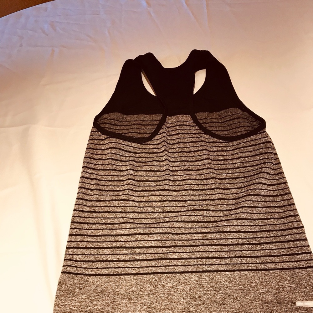 Danskin Tank - Picture 2 of 4